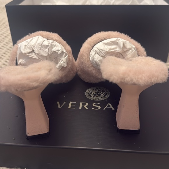 Versace Medusa faux fur mules -Authentic - Picture 5 of 12